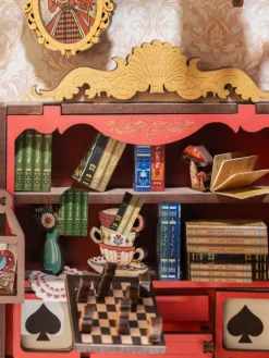 Booknook: Alice Adventure*Robotime Outlet