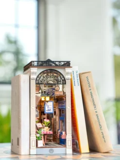 Booknook: Arcade Dating*Robotime Clearance