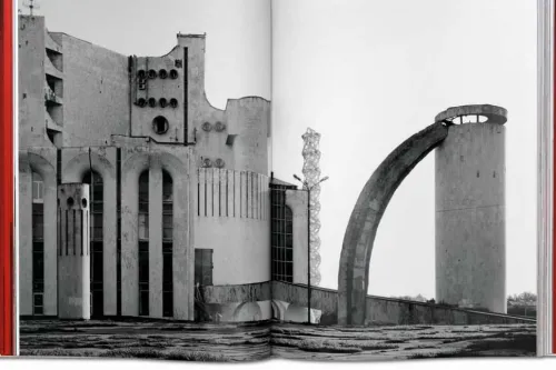 Taschen GmbH Künstler:Innen Im Fokus|Architektur & Wohnen*Cosmic Communist Constructions Photographed