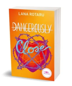 moon notes Romantic Suspense-Dangerously Close