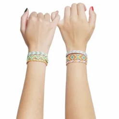 DIY Freundschaftsarmbänder Set, Neon Mix, 10 x 8 m Stickgarn in 10 verschiedenen Farben, 100 % Baumwolle und Neon 100% Polyester*Rico Design GmbH & Co.KG Online