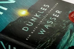 Blanvalet Taschenbuchverl Thriller|Weibliche Ermittler*Dunkles Wasser