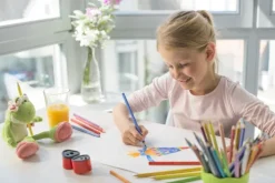 Faber Castell Buntstifte*Holzfarbstifte Dünngrip, 12 Stück in Plastikrolle