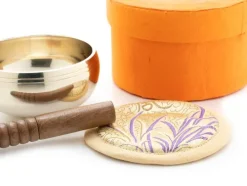 Klangschalen-Center Achtsamkeit & Gesundheit*Kleine hochglanz Klangschale in orangefarbiger Box mit Buddha-Aufdruck