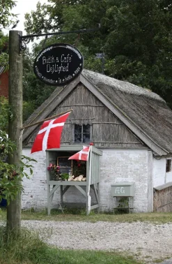 Kleine Umwege, große Erlebnisse. Eine Reise zu verborgenen Traumorten in Skandinavien.*Busse-Seewald Verlag Hot