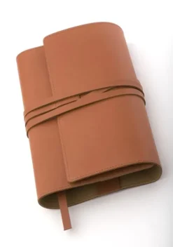 Bookchair Vertrieb Lesen & Geschichten-MILANO M (braun) | variable Buchhülle aus Leder | Echtes Leder