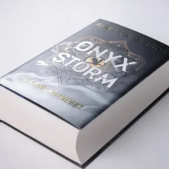 dtv Verlagsgesellschaft Romantasy|Büchertrends Auf Social Media*Onyx Storm - Flammengeküsst