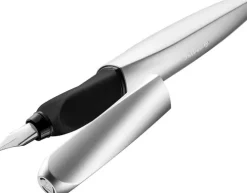 Pelikan Füller & Tinte-Füller Twist, Feder M, Silver, universell für Rechts- und Linkshänder