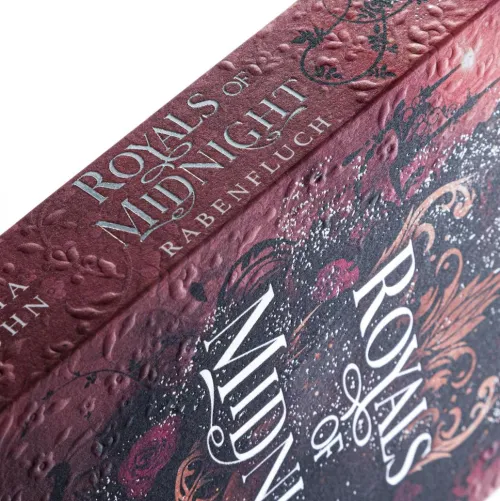 Carlsen Verlag GmbH Young Adult|Liebesromane*Royals of Midnight. Rabenfluch (Royal Shadows 2)