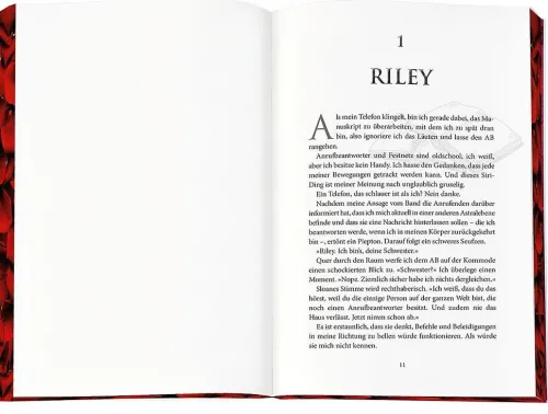 Bramble Hardcover Dark Romance-Savage Hearts