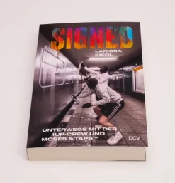 Dr. Cantz'sche Verlagsges Tagebücher-SIGNED. Unterwegs mit der 1UP-Crew und Moses & Taps