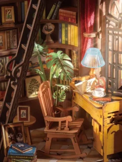 Silent Corner Study*Robotime-ROLIFE Hot