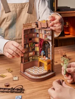 Silent Corner Study*Robotime-ROLIFE Hot