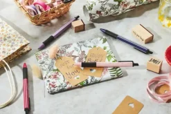 Druck-Kugelschreiber pointball NatureCOLORS Wildflower Edition 4er Set, burgunderrot, preußischblau, grauviolett, rouge*STABILO Discount