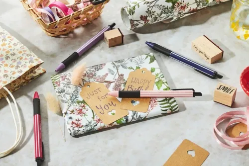 Druck-Kugelschreiber pointball NatureCOLORS Wildflower Edition 4er Set, burgunderrot, preußischblau, grauviolett, rouge*STABILO Discount