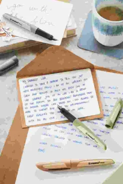 Füller Flow MONOCHROME, hellbraun, inkl. Patrone*STABILO Clearance