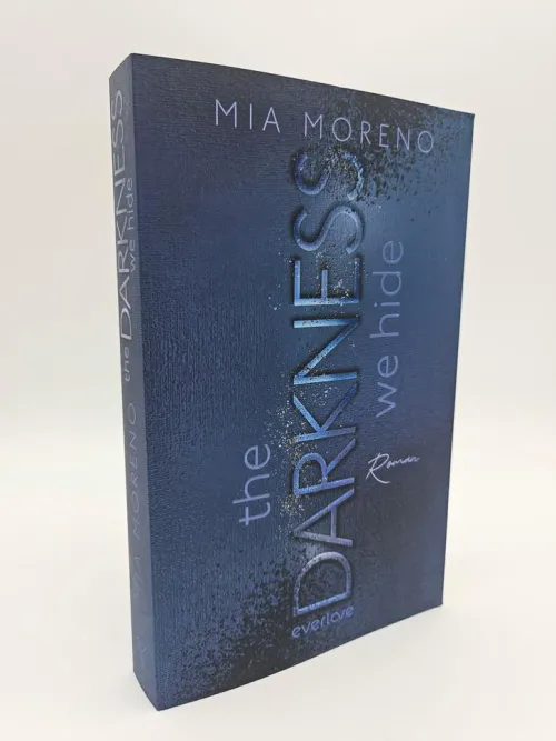 Piper Verlag GmbH Romantic Suspense*The Darkness We Hide