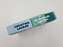 Piper Verlag GmbH Romantic Comedy-The Soulmate Equation - Sie glaubt an die Macht der Zahlen, bis er ihr Ergebnis ist