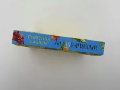 Piper Verlag GmbH Romantic Comedy*The Unhoneymooners - Sie können sich nicht ausstehen und fliegen gemeinsam in die Flitterwochen