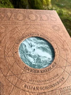 Naumann & Göbel Verlagsg. Reisen, Orte & Menschen-THE WOODS