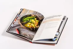 Suedwest Verlag Vegan*Vegan Rock You - Günstige vegane und nachhaltige Rezepte für jeden Tag -