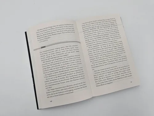 Piper Verlag GmbH Schicksalsromane*You Let Me In