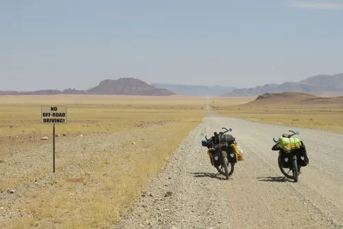 Tyrolia Verlagsanstalt Gm Radreisen & Radtouren-Zwei Frauen, zwei Räder, ein Zelt